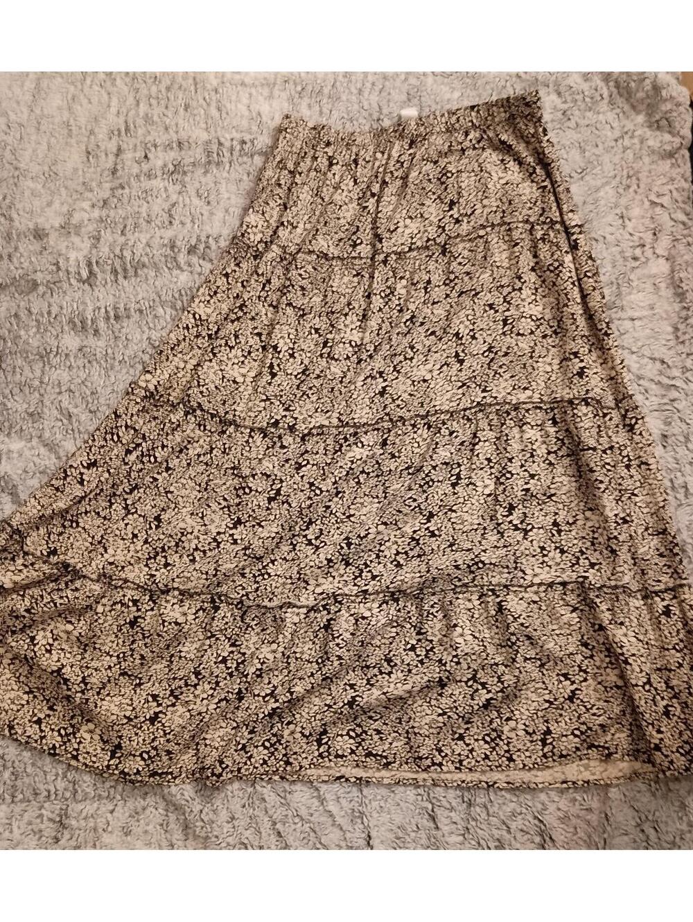Women's Maxi Skirt Bundle  A-Line Rayon Skirt, Tiered, Animal Print  Size L - Picture 5 of 6